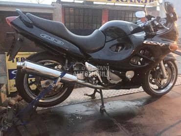 Suzuki GSX 600 F katana