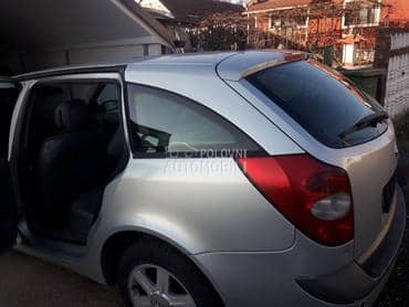 Renault Laguna - kompletan auto u delovima