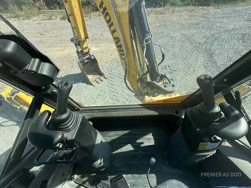 New Holland B15B