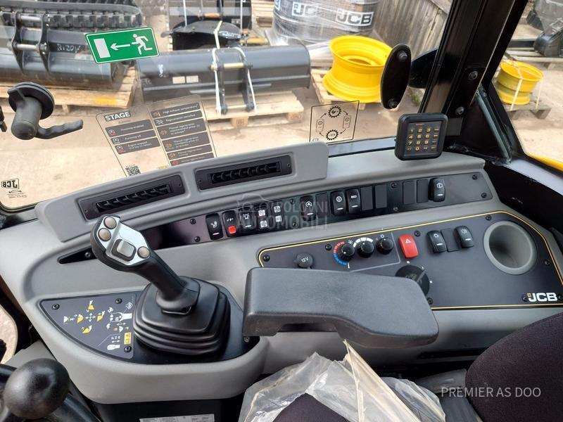 JCB 407