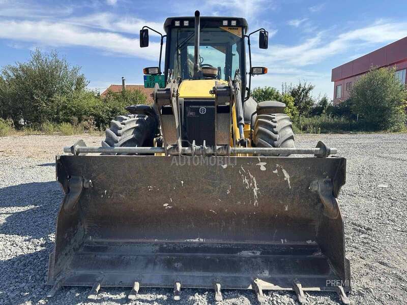 New Holland B15B
