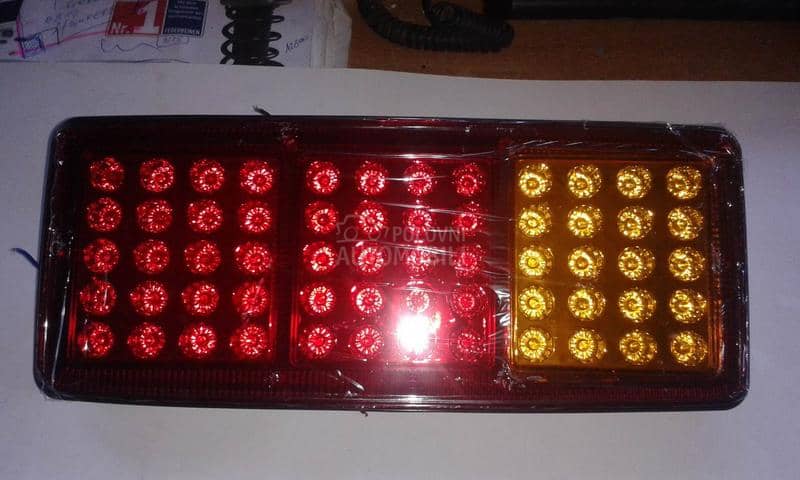 Stop lampe led 3 polja