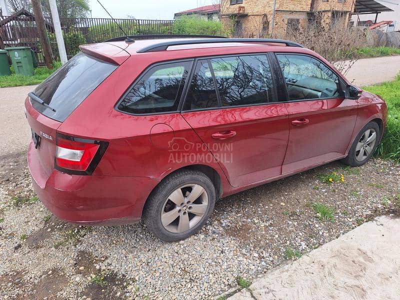 Škoda Fabia 2015. god. -  kompletan auto u delovima