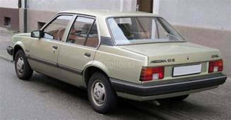 Opel Ascona 1985. god. -  kompletan auto u delovima