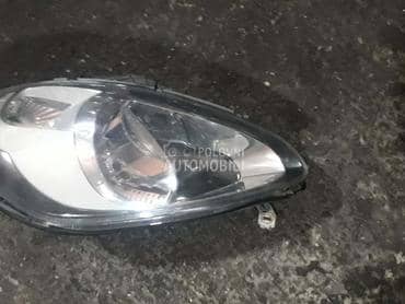 levi far za Fiat Grande Punto od 2010. do 2014. god.