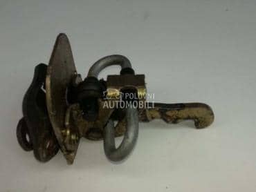 GRANICNIK VRATA zadnji za Alfa Romeo 147
