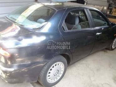 Alfa Romeo 156 - kompletan auto u delovima