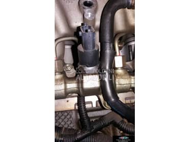 Senzor pritiska goriva1,9 JTD za Fiat Stilo