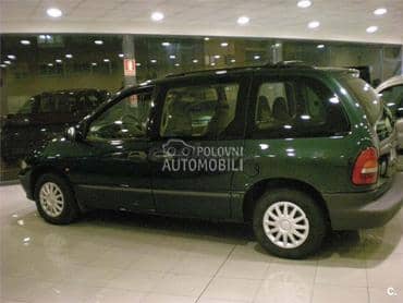 Chrysler Voyager - kompletan auto u delovima