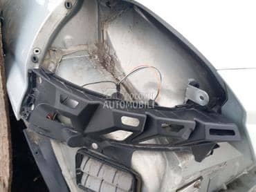 Zadnji levi nosac branika za Renault Megane od 2003. do 2008. god.
