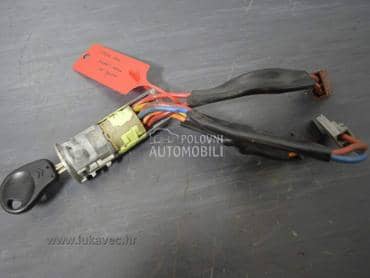 kontakt brava za Citroen Saxo od 1995. do 2003. god.