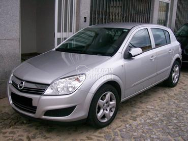Opel Astra H -  kompletan auto u delovima