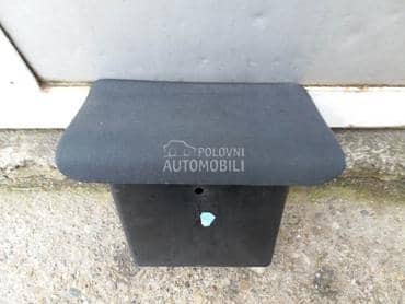 Kaseta u vratima za Renault Scenic od 2003. do 2008. god.