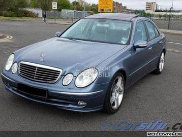 Mercedes Benz E Klasa -  kompletan auto u delovima