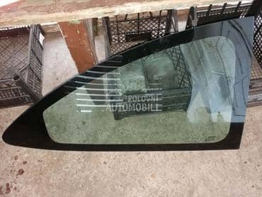 Zadnje desno bocno staklo za Renault Megane od 2003. do 2008. god.