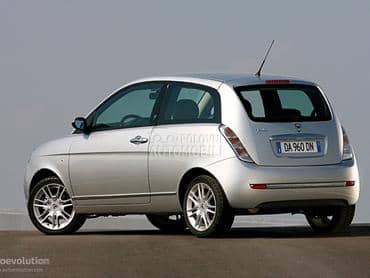 Stop za Lancia Ypsilon od 2003. do 2010. god.
