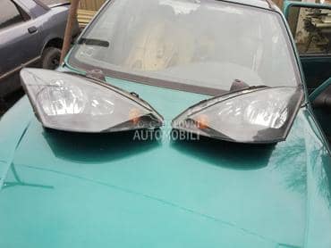 farovi sa zmigavcima za Ford Focus od 2002. do 2004. god.