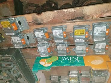 Airbag centrala racunar za Peugeot 106 od 1996. do 2003. god.