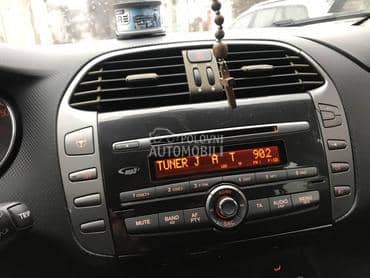 radio cd mp3 za Fiat Bravo od 2007. do 2011. god.