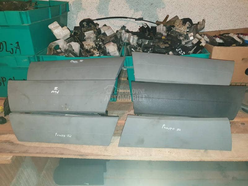 Fiat Punto 2002. god. -  kompletan auto u delovima