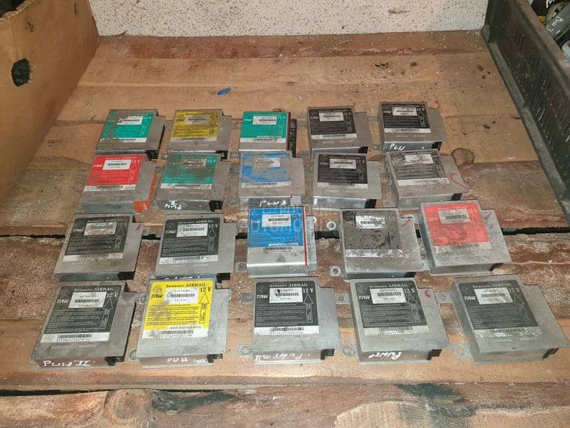 Fiat Punto -  kompletan auto u delovima