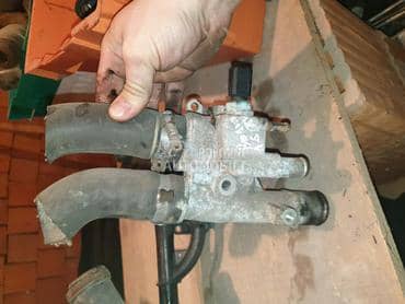 Kuciste termostata 1.6 16v za Fiat Brava, Bravo, Marea ...