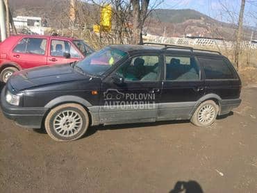 Volkswagen Passat B3 - kompletan auto u delovima