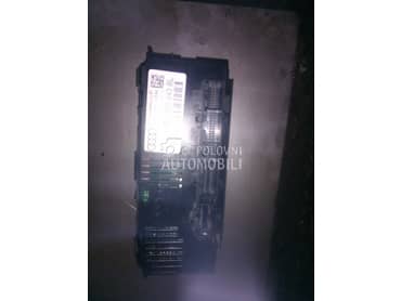 Klimatronik za Audi A4 od 2001. do 2008. god.