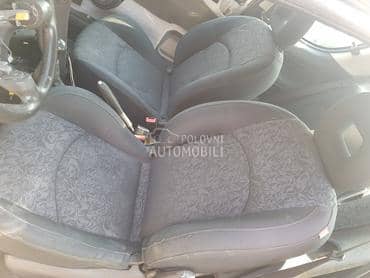 Enterijer za Peugeot 206 od 1999. do 2006. god.