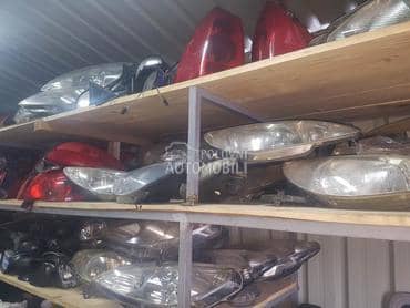 Peugeot 206 -  kompletan auto u delovima