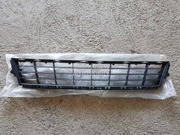 Maska u braniku za Renault Clio od 2009. do 2012. god.