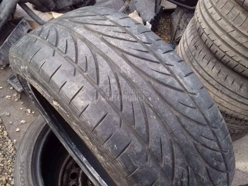 Hankook 215/45 R17 Letnja