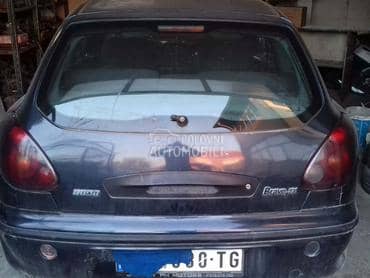 Fiat Bravo - kompletan auto u delovima