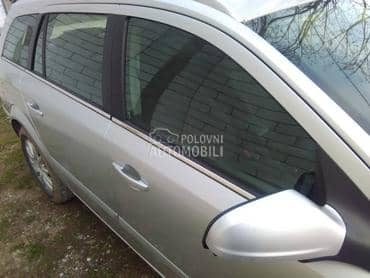 stakla vrata karavan za Opel Astra H od 2004. do 2012. god.