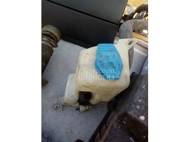 boca za tecnost za Volkswagen Golf 4