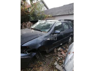 Fiat Palio 2004. god. - kompletan auto u delovima