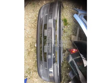 Prednji branik 5 vrata za Fiat Punto od 2001. do 2003. god.