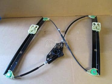 Mehanizam podizaca za Škoda Octavia od 2013. do 2018. god.