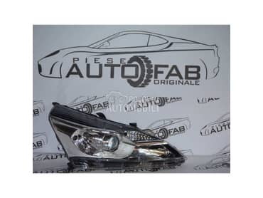 Far desni za Toyota Corolla Verso