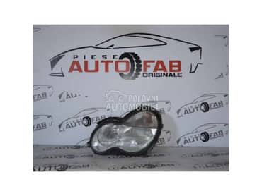 Far levi za Mercedes Benz C Klasa