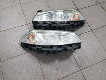 Farovi za Renault Megane od 2003. do 2005. god.