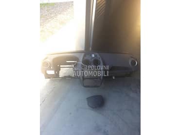 tabla sa airbegom za Ford Fiesta za 2007. god.