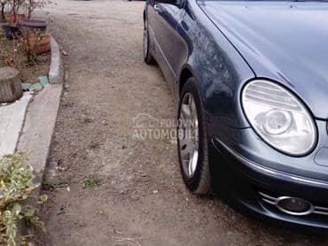 Mercedes Benz E Klasa -  kompletan auto u delovima
