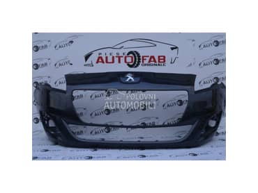 Prednji branik za Peugeot 5008 od 2013. do 2017. god.