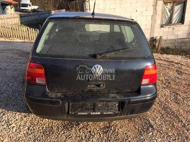 branik za Volkswagen Golf 4 od 2000. do 2001. god.