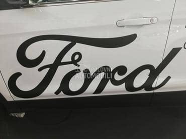 Ford Fiesta 2005. god. -  kompletan auto u delovima