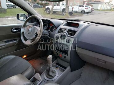 Delovi za Renault Megane 2004. god.
