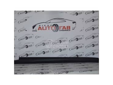 Levi prag za Mercedes Benz GLE Klasa