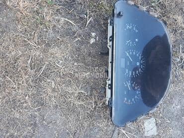 Instrument Tabla za Alfa Romeo 147 za 1999. god.