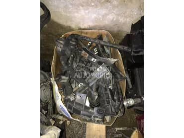 drzaci branika za Volkswagen Bora, Golf 4, Passat B5